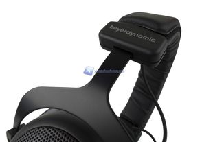 Beyerdynamic TYGR 300 R 14